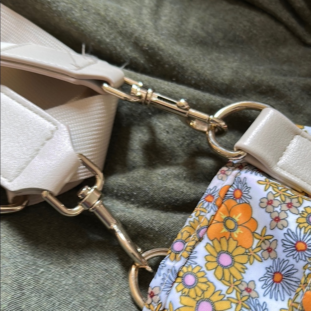 Cream and Orange Crossbody Bag with Floral Design - Picture 5 of 6